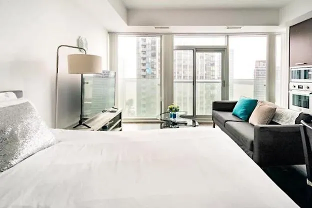 Comfort Opulence Suites Downtown 20Th Floor Condo City View Suite Toronto Hotel